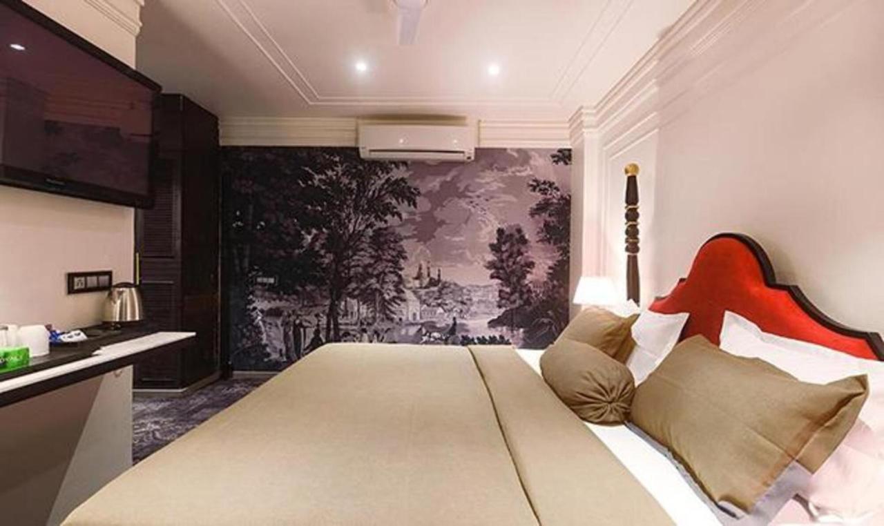 Fabhotel Prime The Seven Seeds 뉴델리 외부 사진