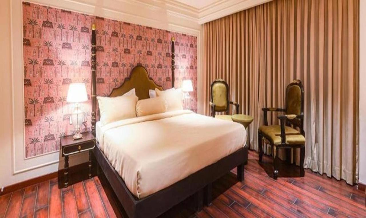 Fabhotel Prime The Seven Seeds 뉴델리 외부 사진