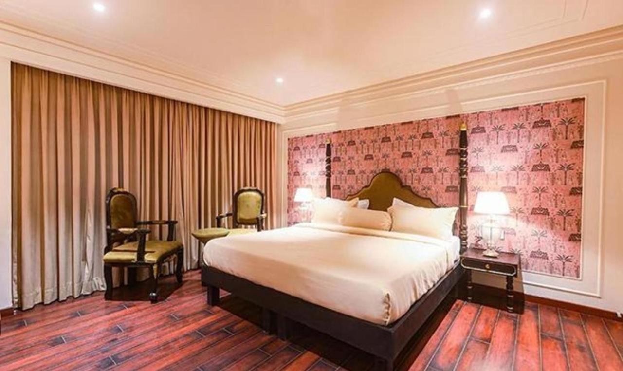 Fabhotel Prime The Seven Seeds 뉴델리 외부 사진